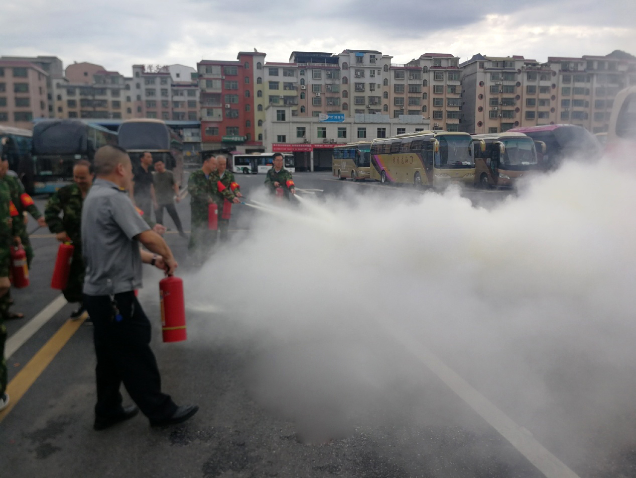 郴汽集團城際大巴站開展2020年消防、反恐、應急救援演練